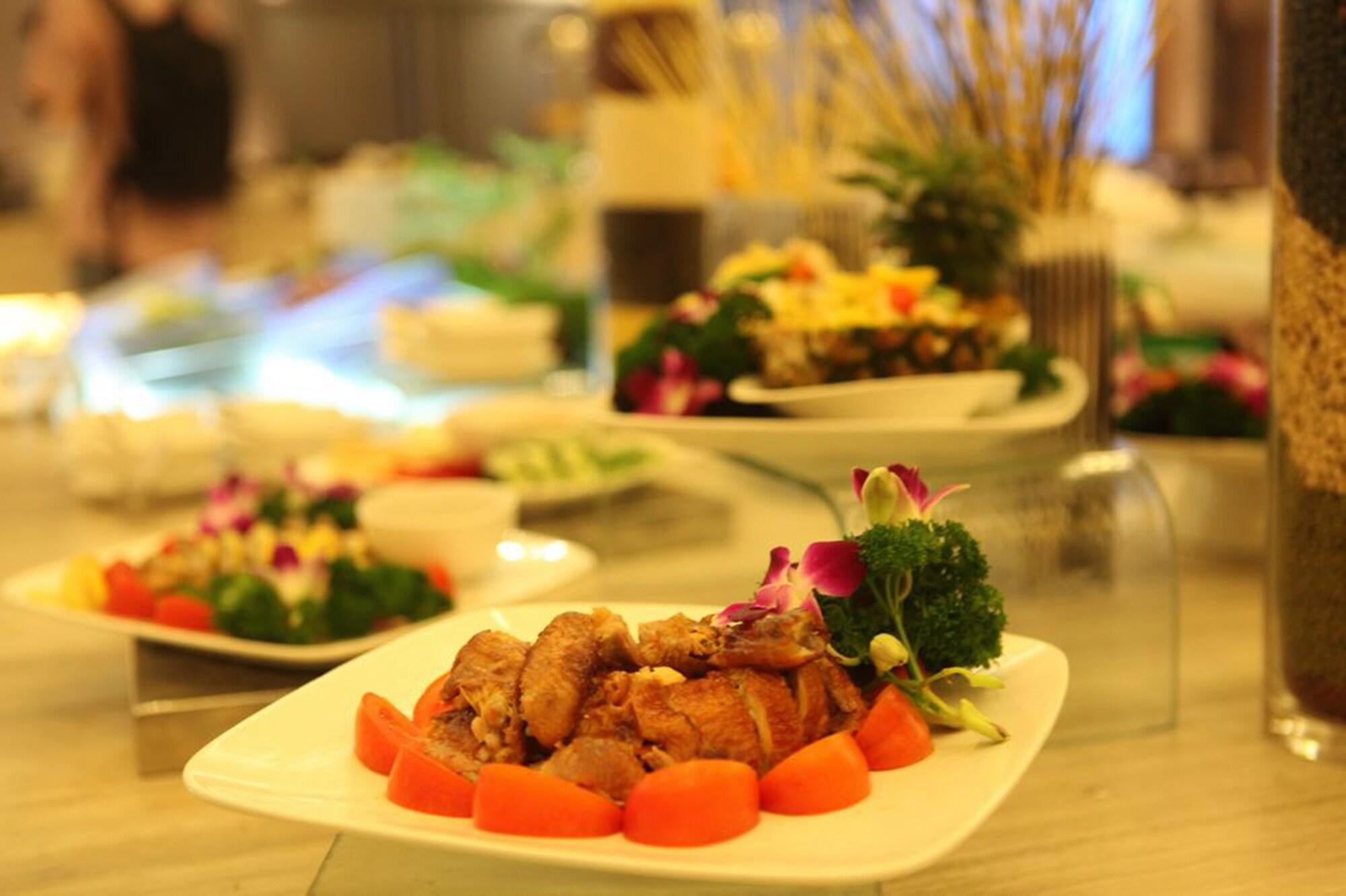 Shenzhen Ramada Plaza, North Railway Station Hotell Exteriör bild