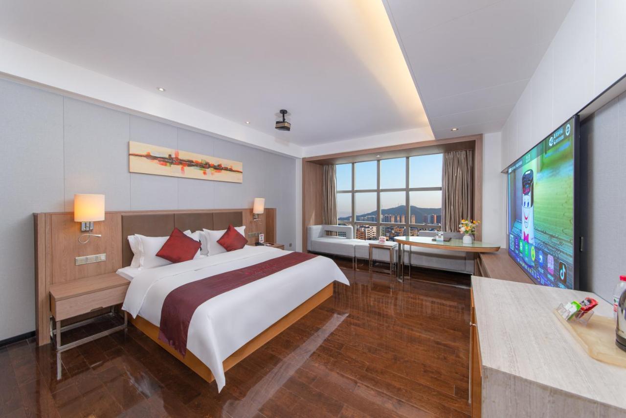 Shenzhen Ramada Plaza, North Railway Station Hotell Exteriör bild